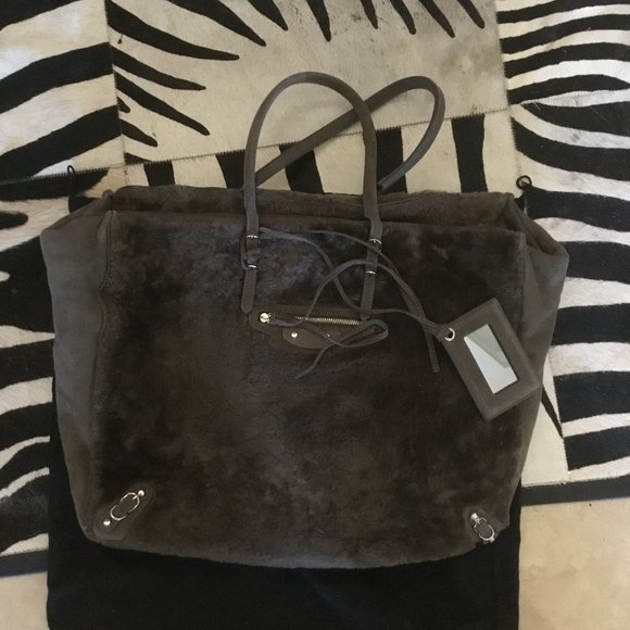 Balenciaga 2015 collection Shearling motorcycle bag  Bag new - Picture 1 of 5